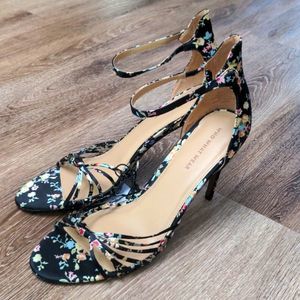 NWT Who What Wear Black Truth Floral Print Strappy Satin Heels Size 11
